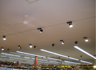 広島県　食品スーパー　店舗天井カビ対策（特許第６０４５５１３号取得）